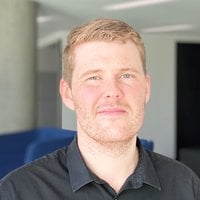 Lax­eldis­iðnaðurinn beitir sefjun fyrir kosningar